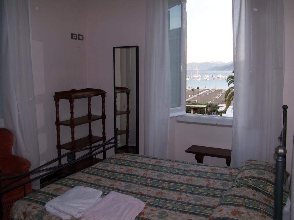 B&B Portobello Сестрі-Леванте Номер фото